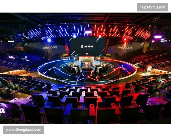 网球比赛观众席位设计与体验优化探讨 影响赛事氛围与观众参与感的关键因素 网球比赛观众席位设计与体验优化探讨 影响赛事氛围与观众参与感的关键因素