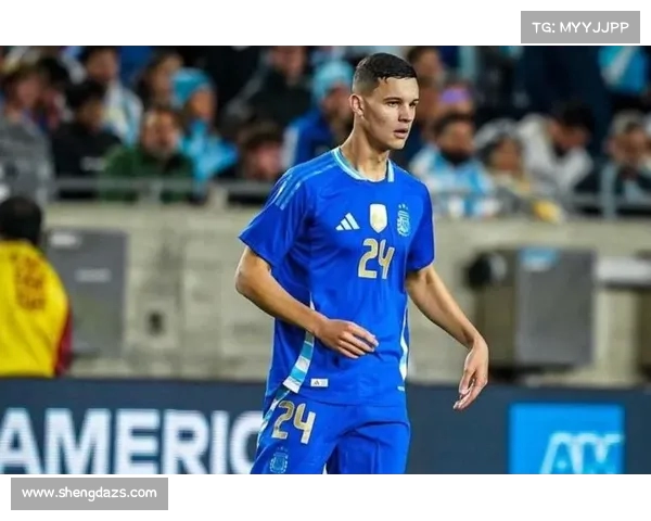 米体报道：根据卡尔博尼的出场次数，国米最高支付热那亚100万欧元